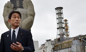 Černobylio atominėje elektrinėje lankėsi Japonijos užsienio reikalų ministras Fumio Kishida