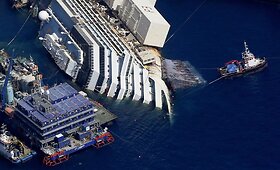 I&scaron;keltas &bdquo;Costa Concordia&ldquo; kruizinis laivas keliaus į metalo lydymo krosnis