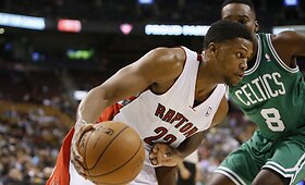 Jono Valančiūno atstovaujama &bdquo;Toronto Raptors&ldquo; ekipa įveikė &bdquo;Boston Celtics&ldquo; komandą