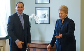 Dalios Grybauskaitės susitikimas su Vie&scaron;ųjų pirkimų tarnybos vadovu Žydrūnu Plytniku 