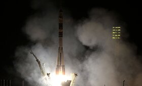 Rusijos kosminis laivas &bdquo;Sojuz&ldquo; sėkmingai pradėjo skrydį į Tarptautinę kosminę stotį 