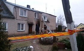 &Scaron;akių rajone degė daugiabutis, žmonės nenukentėjo 