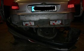 Kontrabandinių cigarečių slėptuvės nedideliame &bdquo;Peugeot&ldquo; automobilyje
