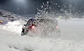&Scaron;vedijos žiemos ralio akimirkos i&scaron; Karlstado hipodromo