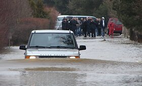 Kauno rajone Neries lygis &scaron;iek tiek nukrito, vis dar lieka apsemta keliolika sklypų