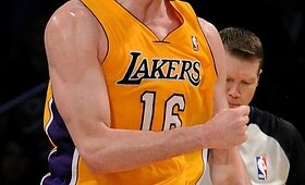 Los Andželo &bdquo;Lakers&ldquo; krep&scaron;ininkai įveikė Naujojo Orleano &bdquo;Hornets&ldquo; klubą
