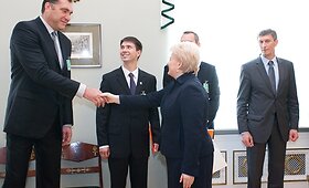 Prezidentė Dalia Grybauskaitė susitiko su &bdquo;Eurobasket 2011&ldquo; organizatoriais