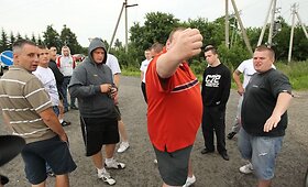 Juragiuose tikrinami į Kauną važiuojantys Lenkijos futbolo sirgaliai