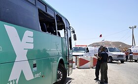Izraelyje netoli populiaraus kurorto ap&scaron;audyti autobusai