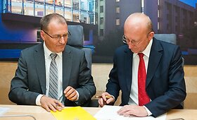 Tautos prisikėlimo partija susijungė su valdančiųjų Liberalų ir centro sąjunga