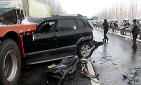 Kinijoje per masinę avariją susidūrė daugiau nei 100 automobilių