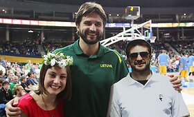 Arūnės mergvakaryje &ndash; Linas Kleiza