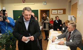 Rinkimai 2012: Eligijus Masiulis balsavo Seimo rinkimuose