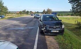 Paluknyje &bdquo;Toyota&ldquo; rėžėsi į &bdquo;Opel&ldquo;