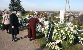 Plungė ruo&scaron;iasi Bronislovo Lubio laidotuvėms