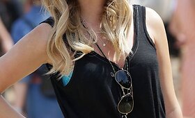 Aktorė Ashley Benson linksminosi muzikos festivalyje &bdquo;Bottlerock&ldquo;