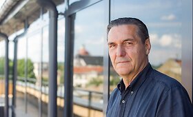 Žmonės.lt kalendorius: kas įdomaus pramogų pasaulyje įvyko rugpjūčio 12-ąją
