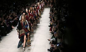 &bdquo;Burberry Prorsum&ldquo; kolekcijos pristatymas Londono mados savaitėje