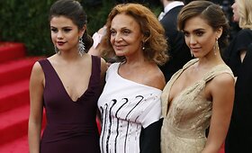 Niujorke praūžė svarbiausias metų mados renginys &ndash; &bdquo;Met Gala 2014&ldquo; 