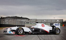 2011 metų &bdquo;Formulės-1&ldquo; sezono bolidus atskleidė dar 4 komandos