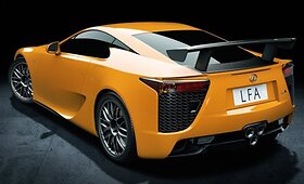 2011 metų Niurburgringo 24 valandų lenktynėms paruo&scaron;ti automobiliai