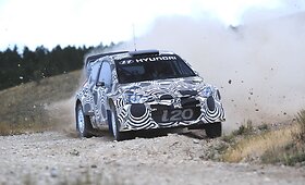 &bdquo;Hyundai i20 WRC&ldquo; bandymai