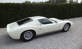 Milijono verta &bdquo;Lamborghini Miura&ldquo;