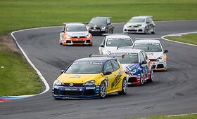 &bdquo;Volkswagen Castrol Cup&ldquo; varžybų akimirkos