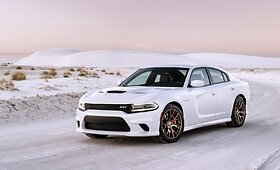 Greičiausias sedanas pasaulyje: &bdquo;Dodge Charger SRT Hellcat&ldquo;
