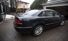 Rūdyti pradėjęs Audriaus &bdquo;Volkswagen Phaeton&ldquo;