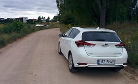 Atnaujintas &bdquo;Toyota Auris&ldquo;