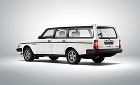 &bdquo;Volvo&ldquo; universalai