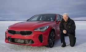 &bdquo;KIA Stinger&ldquo; bandymai žiemą