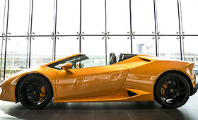 &bdquo;Lamborghini&ldquo; atstovybė Dubajuje
