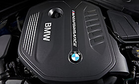 Atnaujintas pirmos serijos BMW