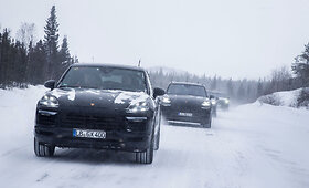 Naujojo &bdquo;Porsche Cayenne&ldquo; bandymai