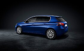 Atnaujintas &bdquo;Peugeot 308&ldquo; hečbekas
