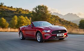 Atnaujintas &bdquo;Ford Mustang&ldquo;