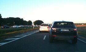 Kelyje i&scaron; Varėnos į Vilnių nusidriekė automobilių spūstys
