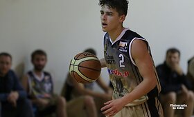 Donatas Montvydas gimtadienį at&scaron;ventė krep&scaron;inio aik&scaron;telėje