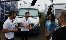 Palangos lenktynėse &scaron;ėlo ir realybės &scaron;ou &bdquo;2 Barai&ldquo; dalyviai