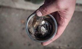 Ukrainos karo medikai gelbėja sužeistus karius