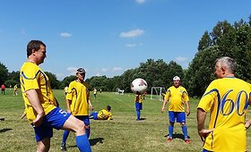 Užventyje (Kelmės r.) jau septintą kartą vyko tarptautinis senjorų futbolo turnyras &bdquo;Užvenčio Taurė 2016&ldquo;