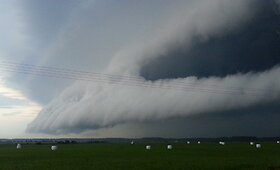 Audros debesys tarp Skuodo ir Darbėnų