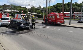 Kaune prie geležinkelio stoties &ndash; 4 automobilių avarija