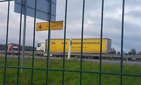 Vilniaus rajone susidūrė vilkikas ir BMW