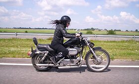 Baikerės Vilmos Valevičiūtės-Pelytės kelionės motociklu