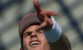 Andy Murray jau pirmoje kovoje Dubajuje turėjo paplu&scaron;ėti 
