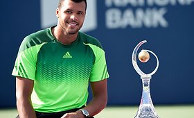 Jo-Wilfriedas Tsonga nugalėjo Rogerį Federerį ir tapo Toronto varžybų čempionu