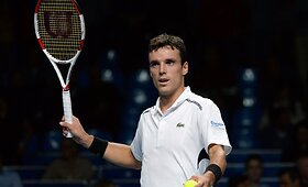 Roberto Bautista Agutas nugalėjo Ernestą Gulbį ir pateko į finalą Maskvoje